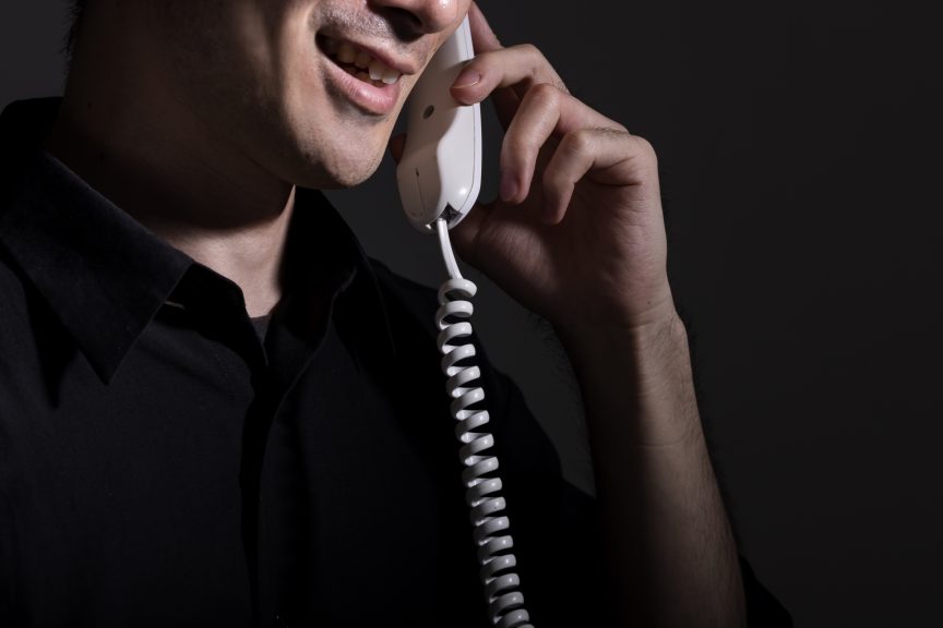 悪徳業者を想起するような画像