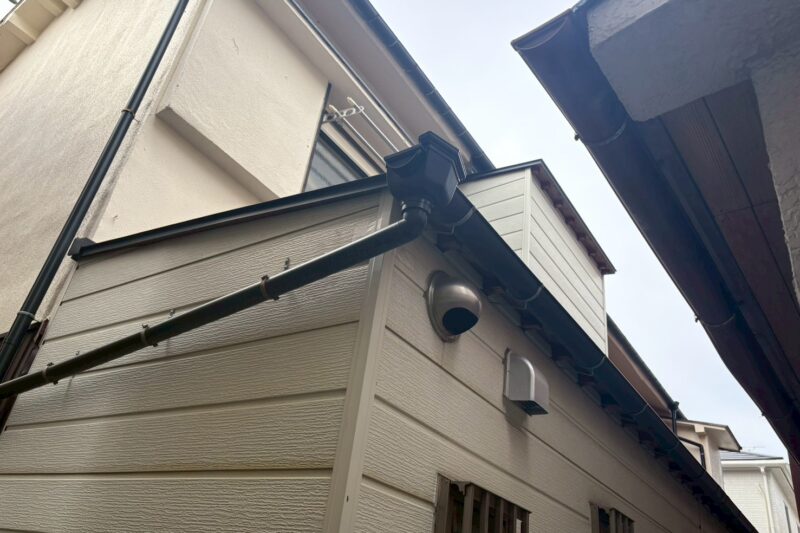 大阪府 大東市 賃貸住宅 外壁屋根改修工事 3枚目 BEFORE